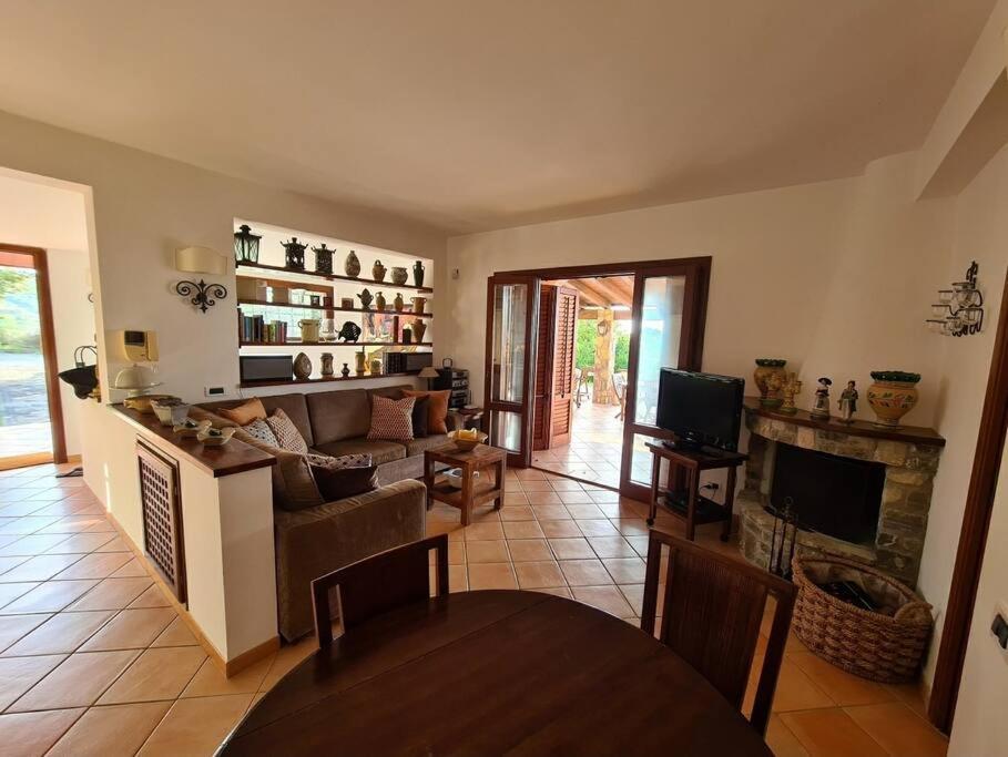 Villa Del Carrubo A Due Passi Dal Mare Di Cefalu Collesano Pokój zdjęcie