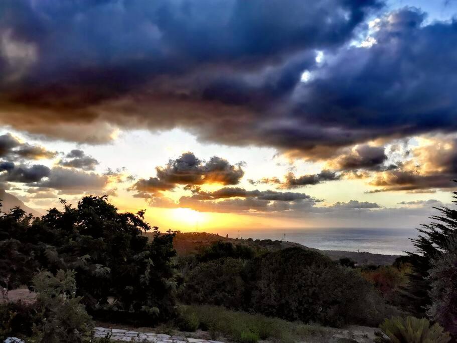 Villa Del Carrubo A Due Passi Dal Mare Di Cefalu Collesano Pokój zdjęcie